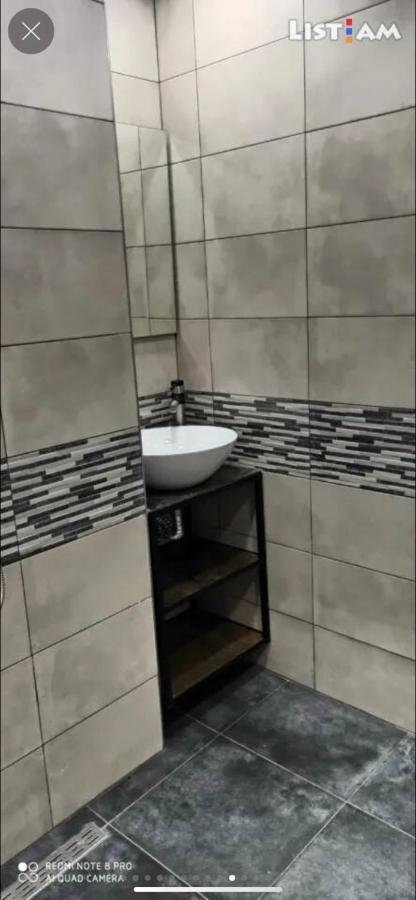 One Central Apartment Ереван Экстерьер фото