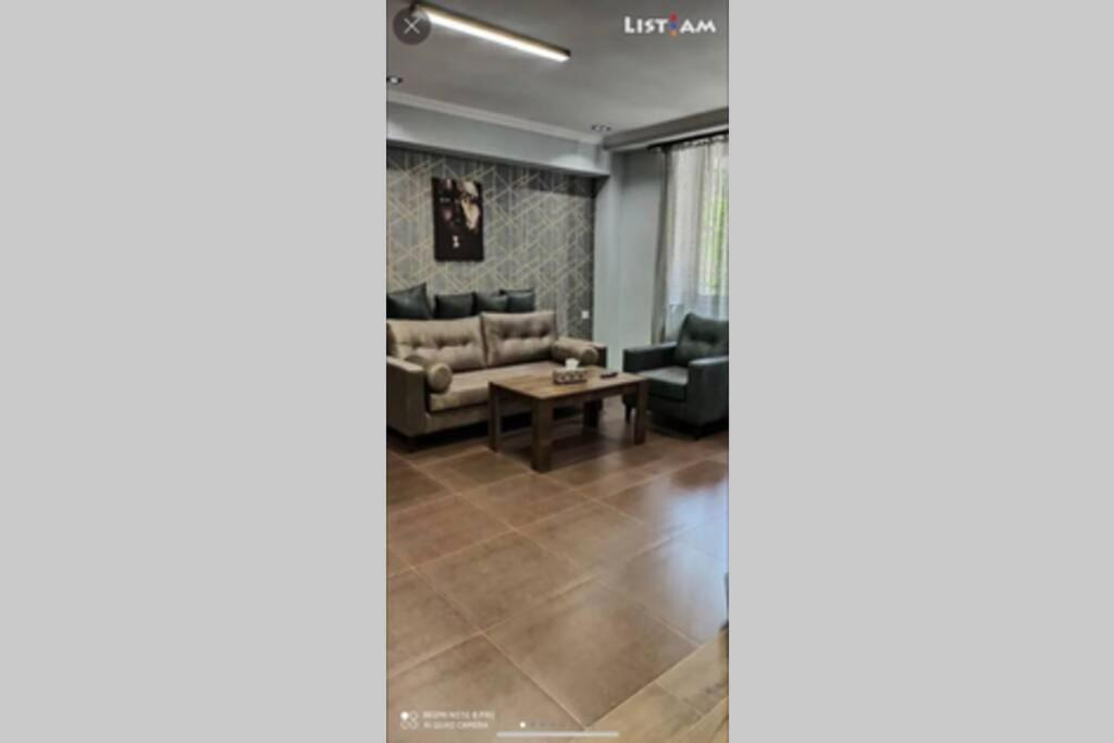 One Central Apartment Ереван Экстерьер фото