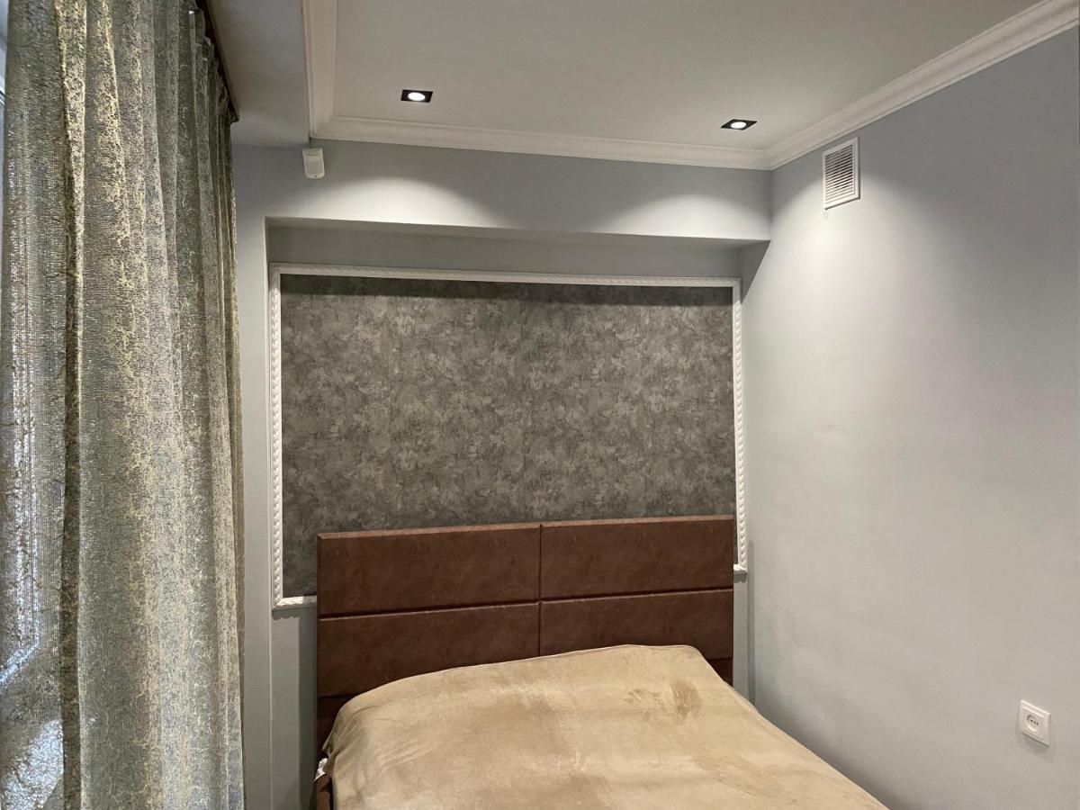 One Central Apartment Ереван Экстерьер фото